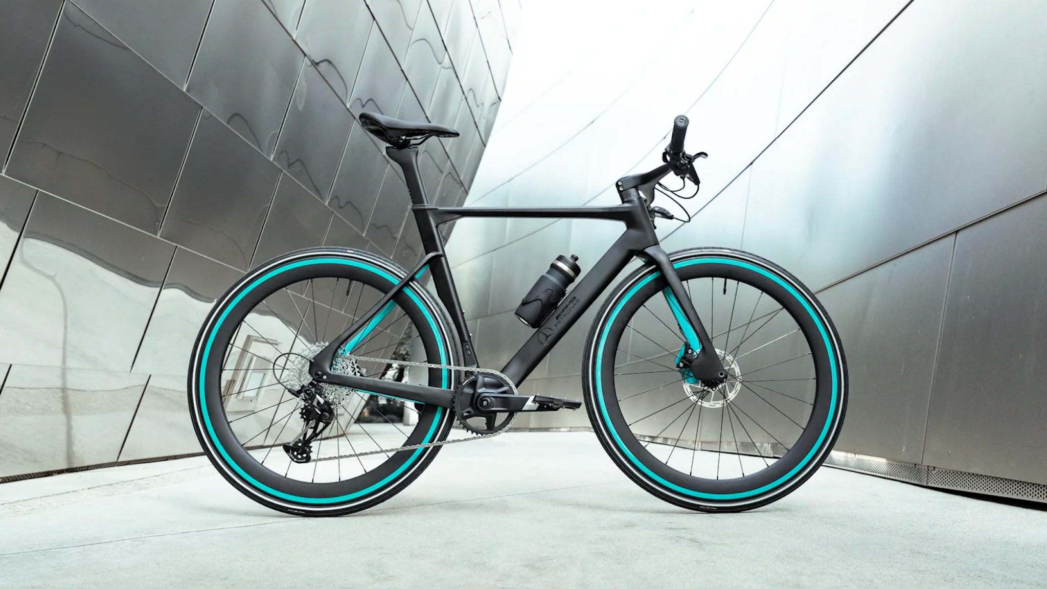 Así es la e-bike de Mercedes-AMG que lleva el ADN de la Fórmula 1