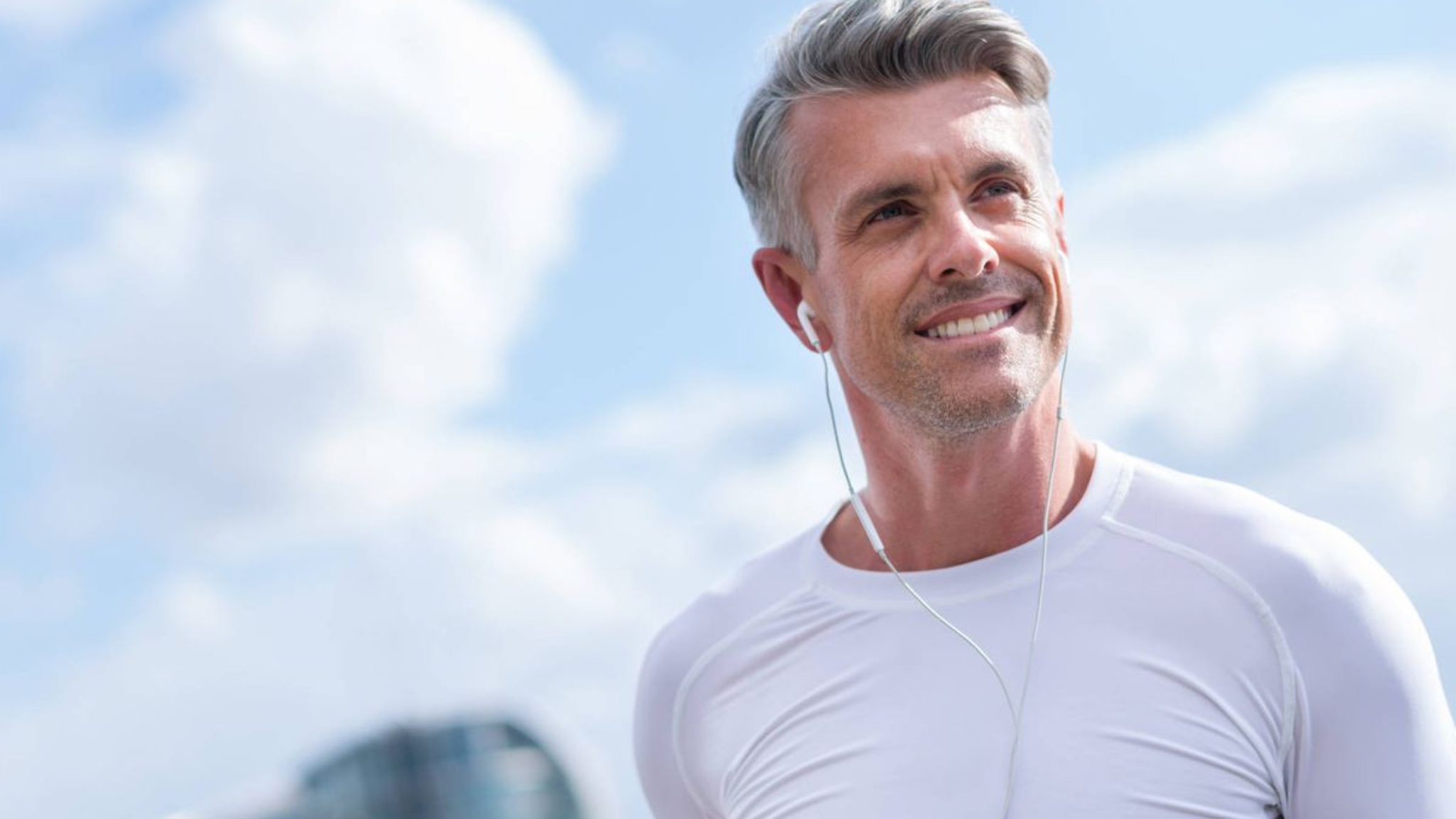 Tienes más de 40: este es el mínimo de ejercicio que debes hacer para alargar tu vida