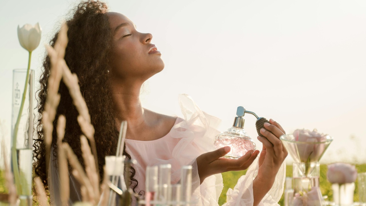 5 cosas que debes hacer para que tu perfume dure todo el día