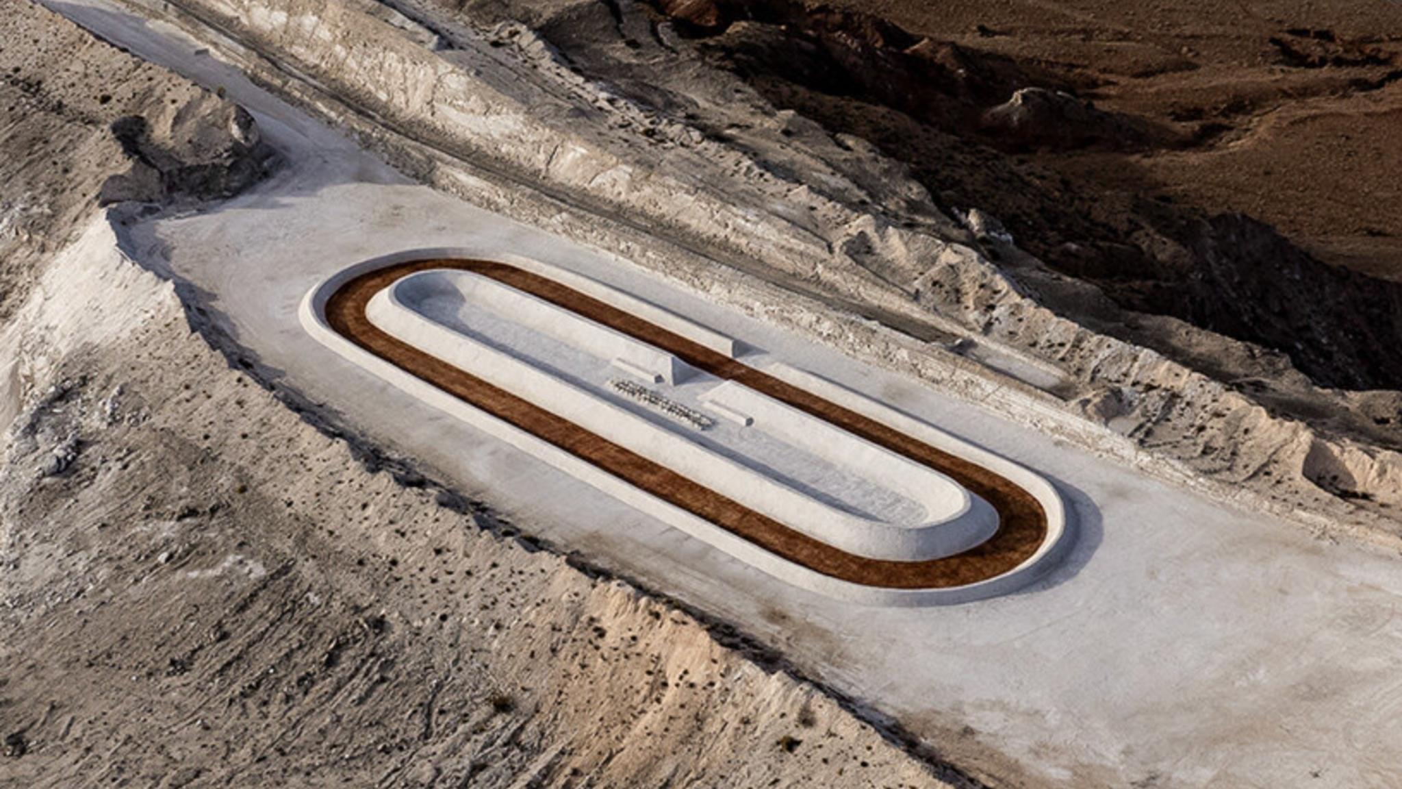 Adidas construye una pista de atletismo en el desierto de Nuevo México