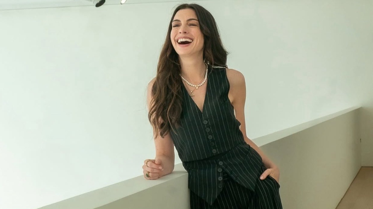 Todas las fotos de Anne Hathaway en el set de Devil Wears Prada 2