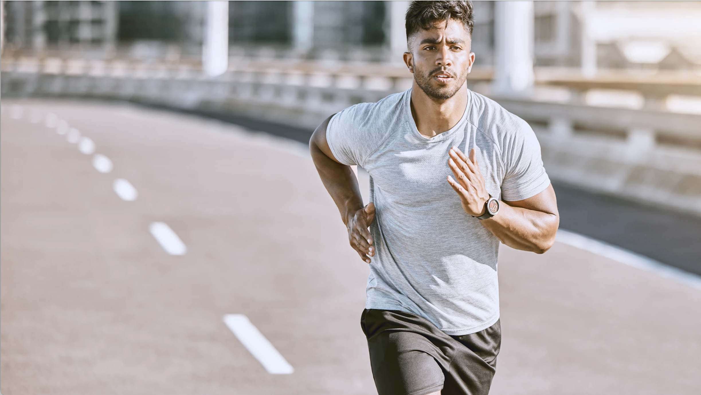 Los 5 mejores deportes para bajar de peso según Harvard (y por qué funcionan de verdad)