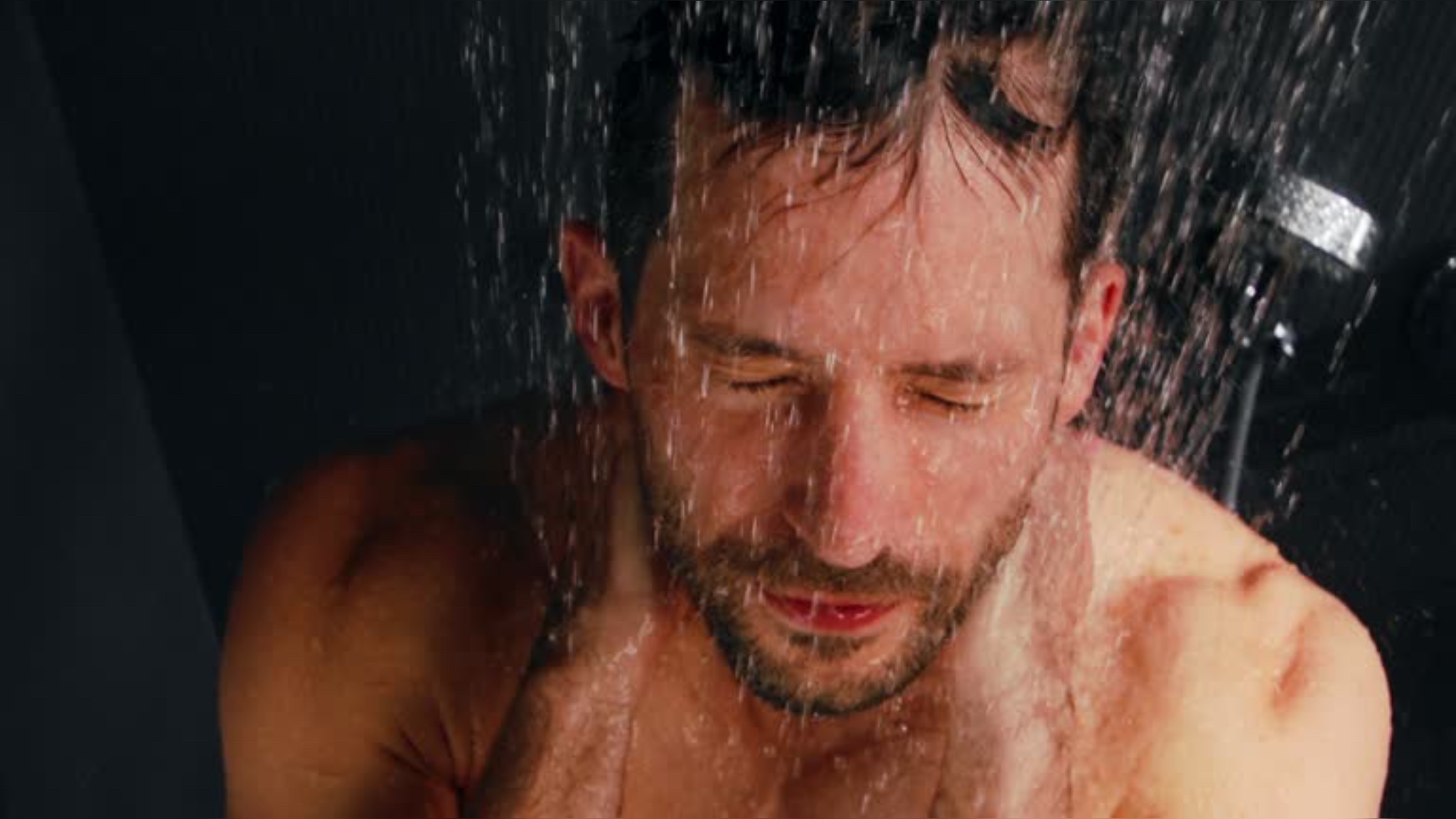 ¿Ducha fría o caliente después de entrenar? Esto dice la ciencia sobre la mejor opción para tu recuperación