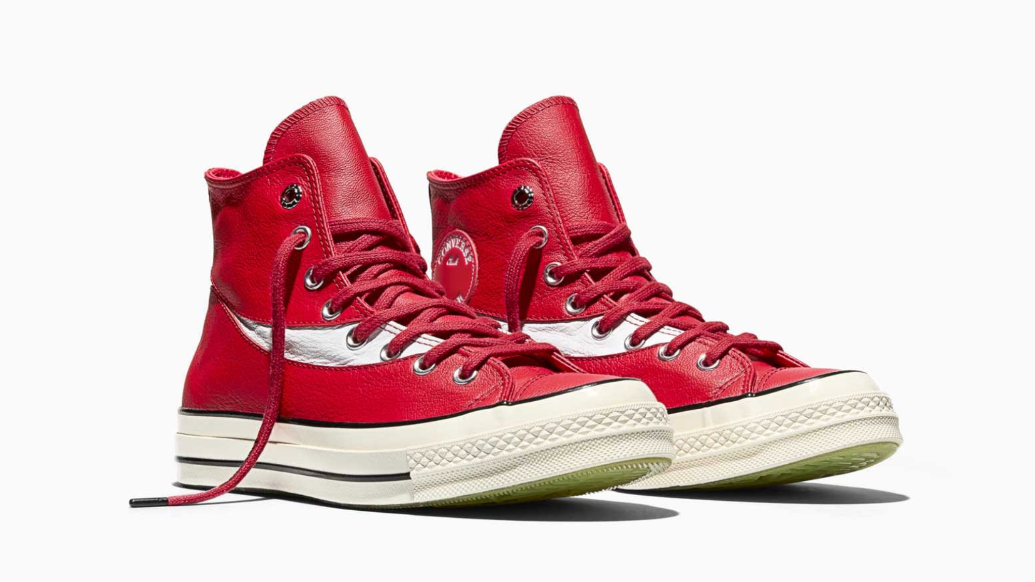 Así son los nuevos Coca-Cola x Converse Chuck 70 (y dónde conseguirlos)