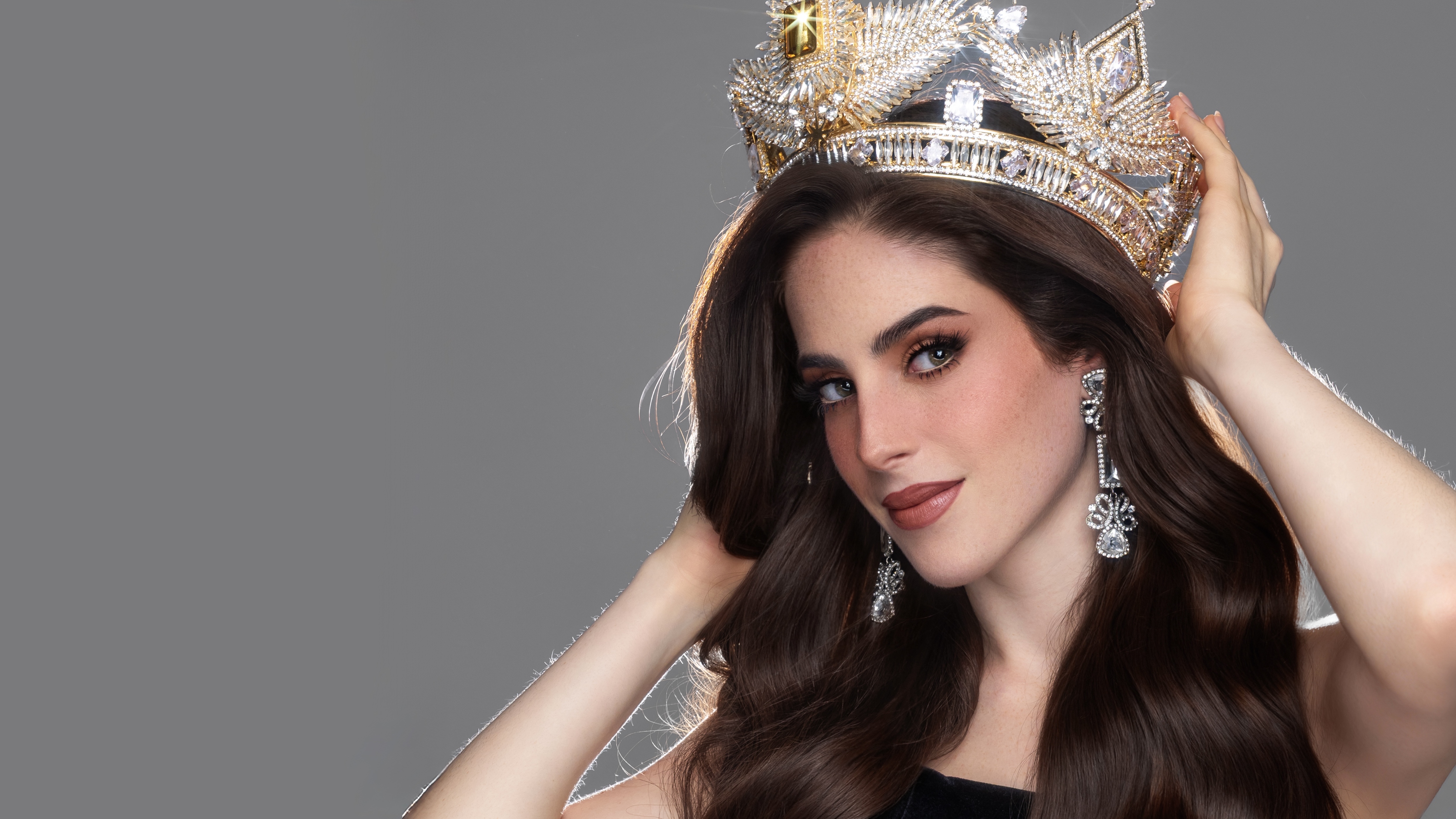 miss-universe-2025-la-polemica-en-tailandia-que-puso-a-fatima-bosch-como-simbolo-de-respeto-y-empoderamiento