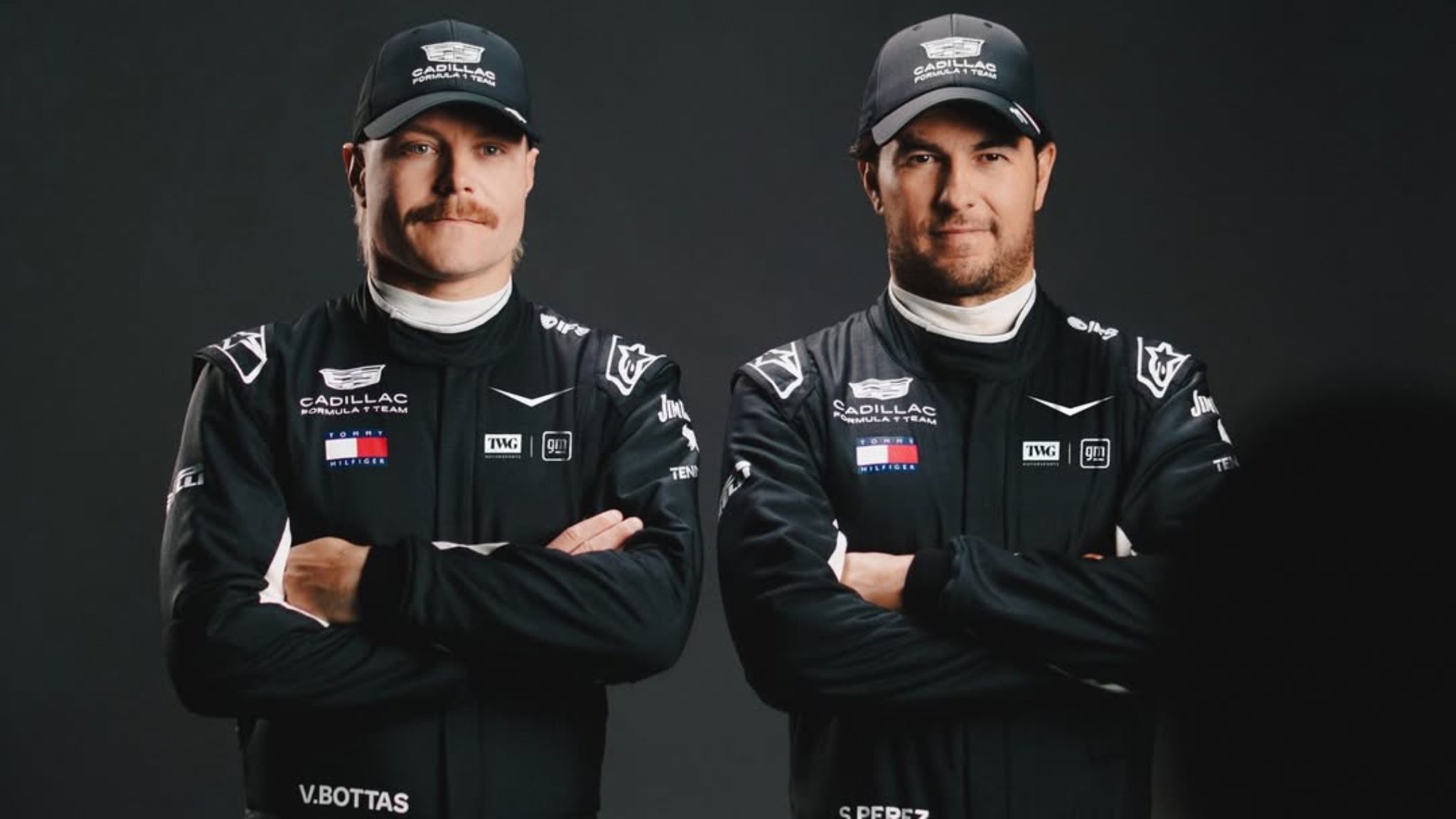 cadillac-revela-el-traje-de-checo-perez-para-su-regreso-a-la-formula-1