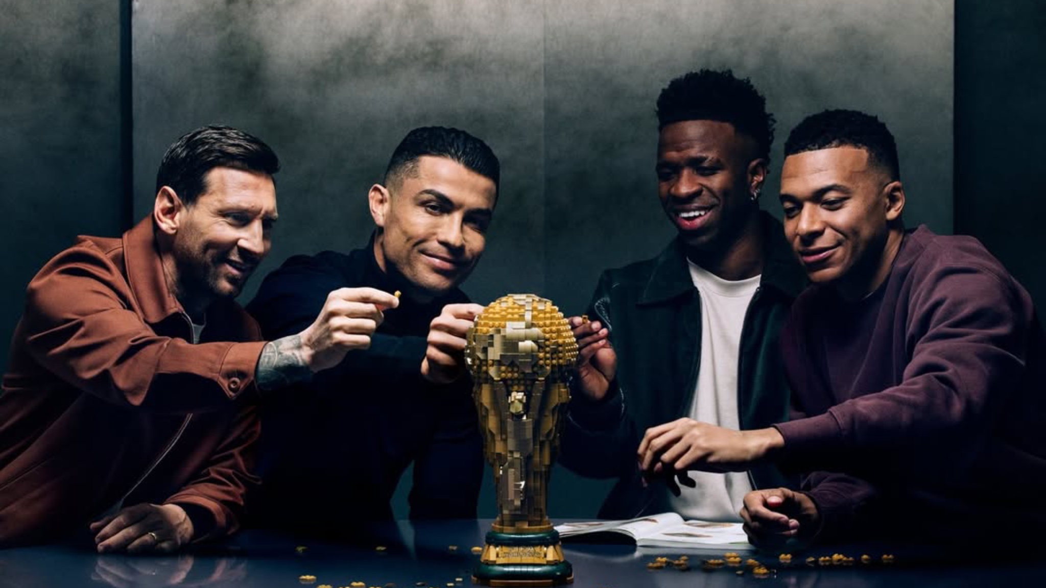 Messi, Cristiano, Mbappé y Vinícius juntos: el comercial de LEGO que rompe internet