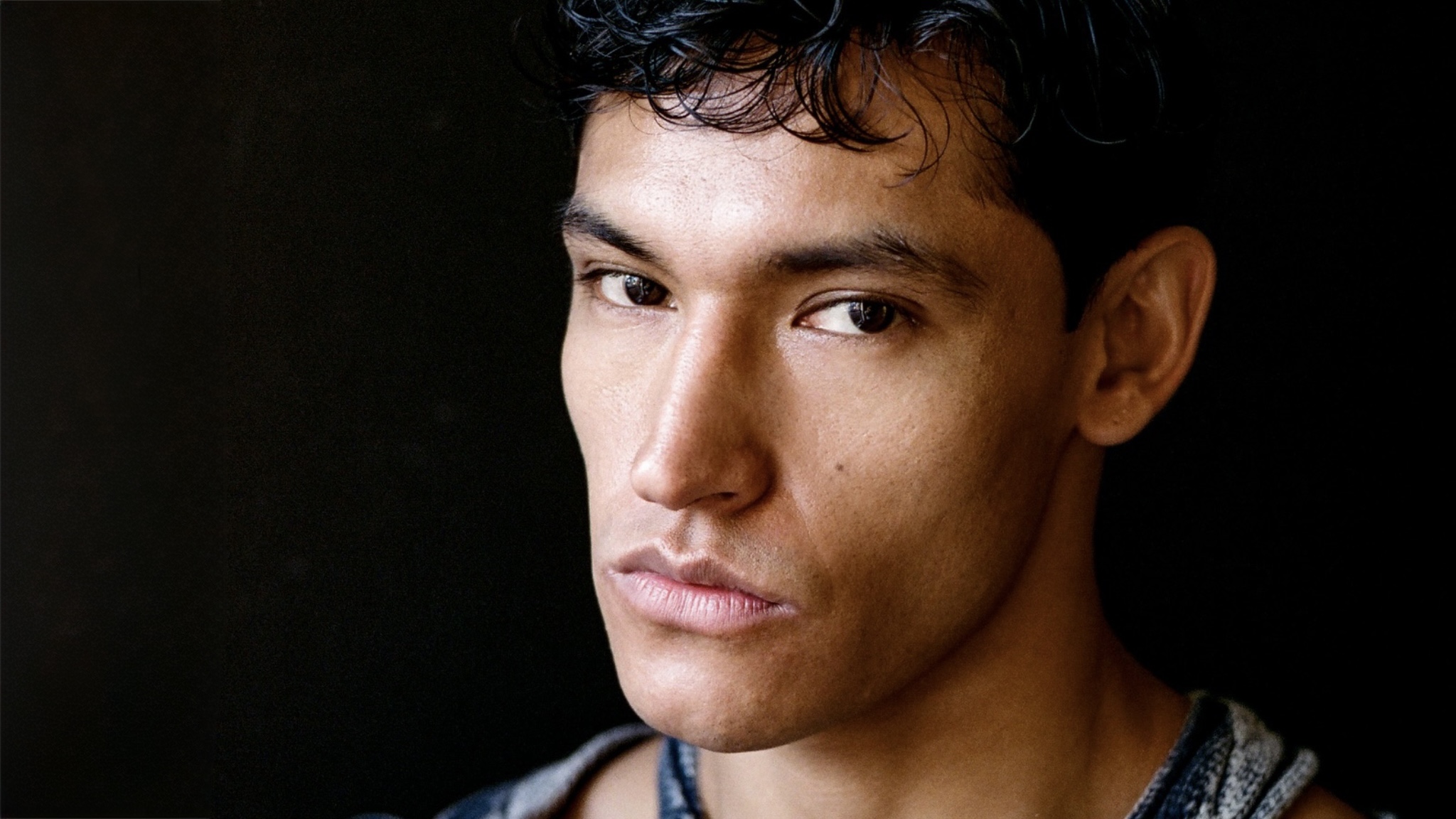 Allan Urbano: el actor y modelo mexicano que debes conocer